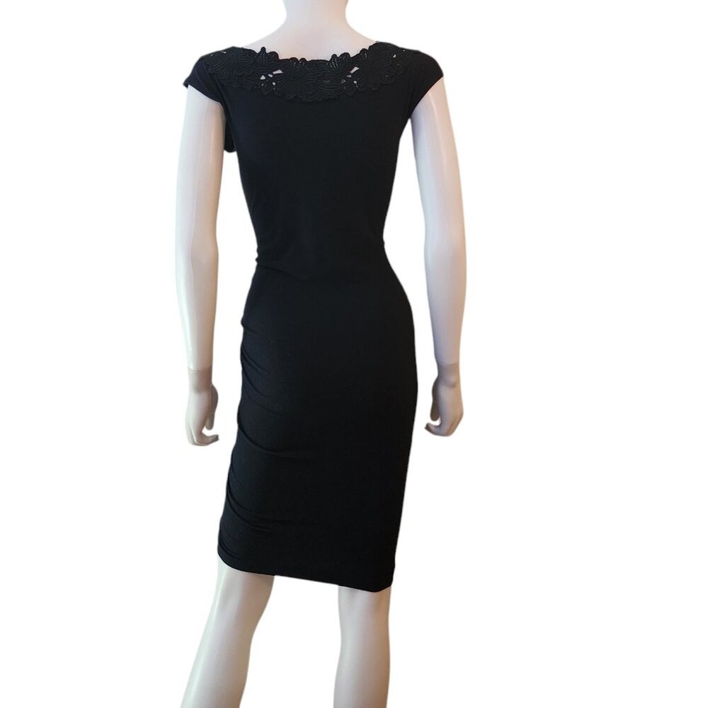 Cotton V-Neck Laced Bodycon Dress - Picture 7 of 9